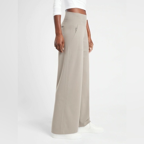 🩷ATHLETA VENICE WIDE LEG HIGH WAISTED HIGH RISE BEIGE NEUTRAL PANT SIZE MEDIUM - Picture 3 of 13